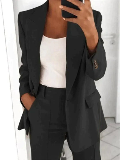 Mildred - Women's 2-Piece Suit - Elegant Blazer and Trousers Set for Professional Style