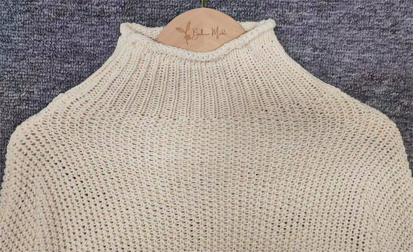 Women's loose fit turtleneck knit sweater pullover