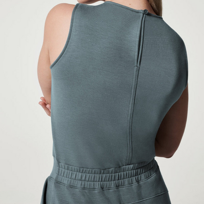 Women's Two-Piece Set - Sleeveless Fitted Top & Wide-Leg Pants - High Waist Adjustable Fit