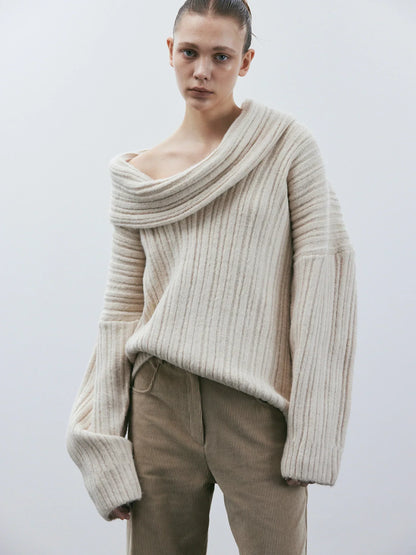 Women’s Knitted Sweatshirt – Oversized Fit – Ribbed Texture – Off-Shoulder Neckline