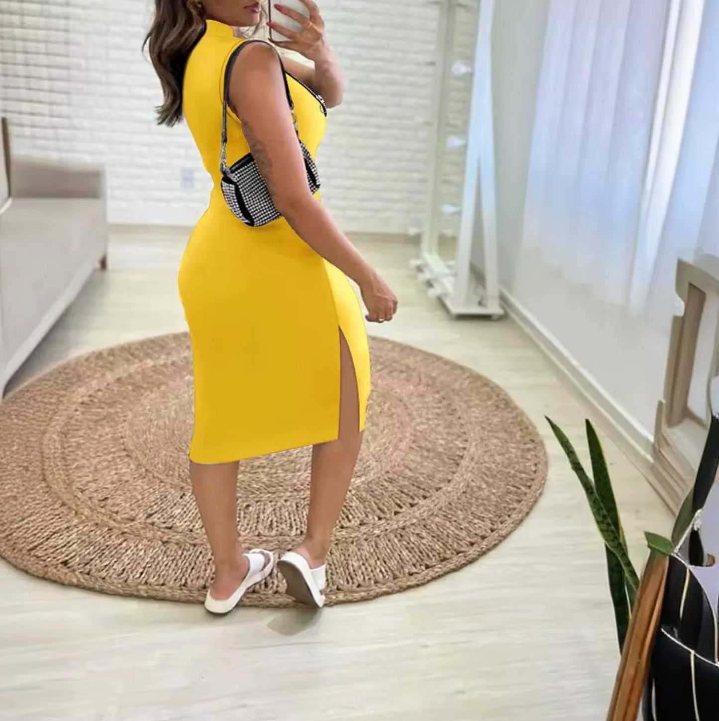 Women’s Bodycon Dress - Sleeveless V-Neck - Front Zipper - Form-Fitting Pencil Cut