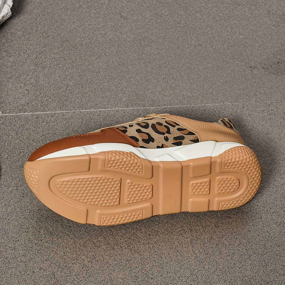 Women's Sneakers - Leopard Print - Chunky Sole - Trendy Casual Lace-Up Shoes