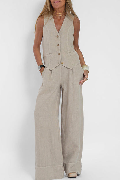 Women's Linen Outfit Set - Sleeveless V-Neck Button Front - Wide-Leg Relaxed Fit - With Pockets