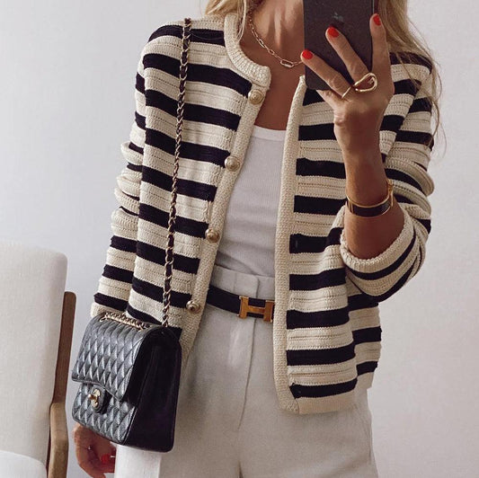 Short Knitted Cardigan Jacket