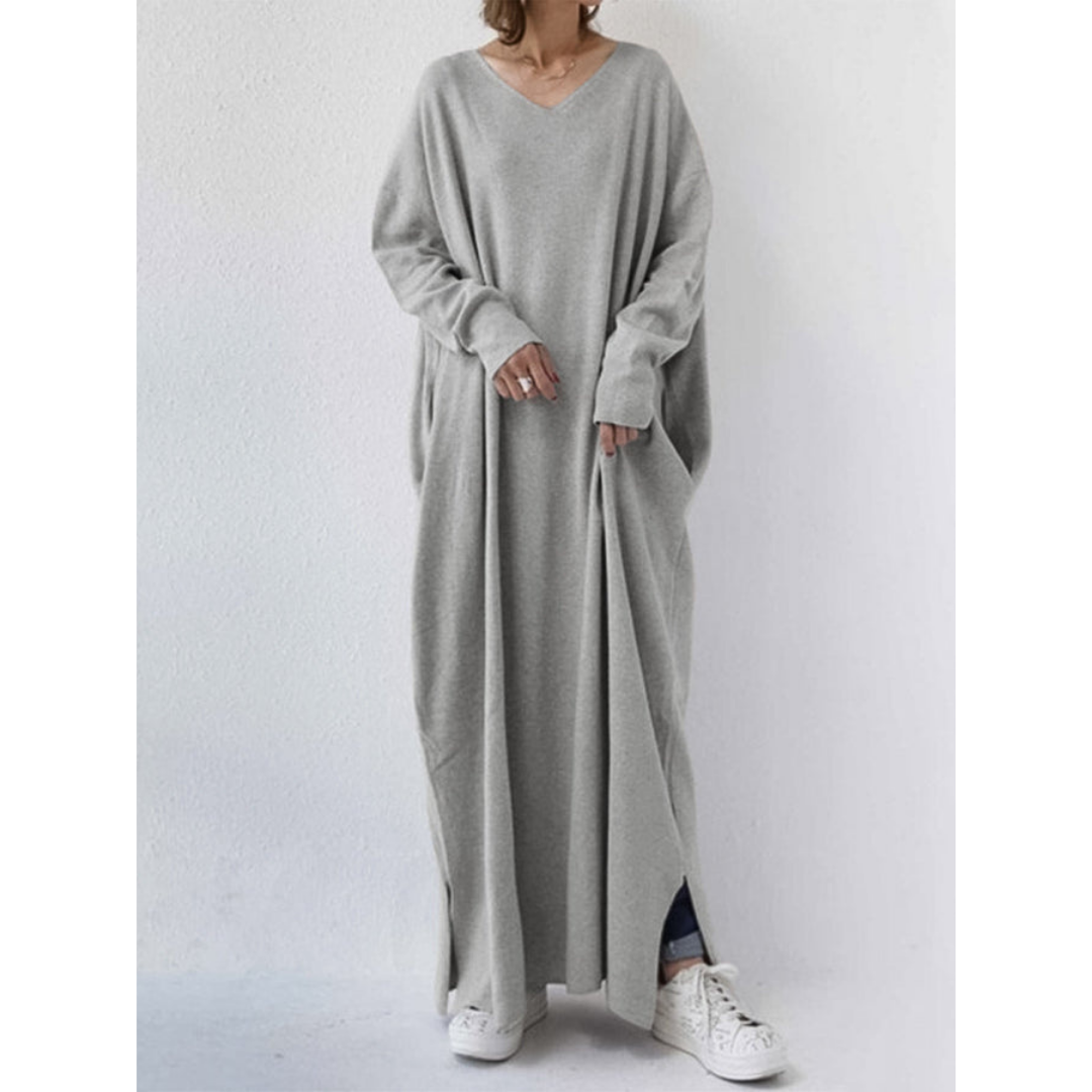 Women's Maxi Dress - Knit Fabric - V-Neck - Long Sleeve Oversized Fit