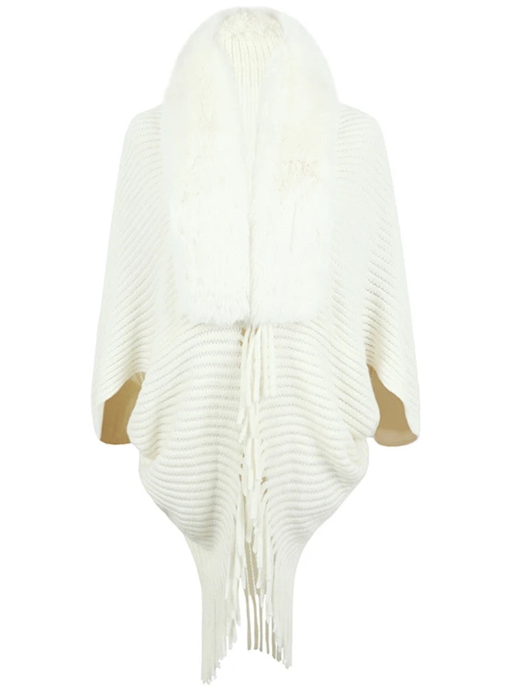 Women's knitted cape coat with fur collar