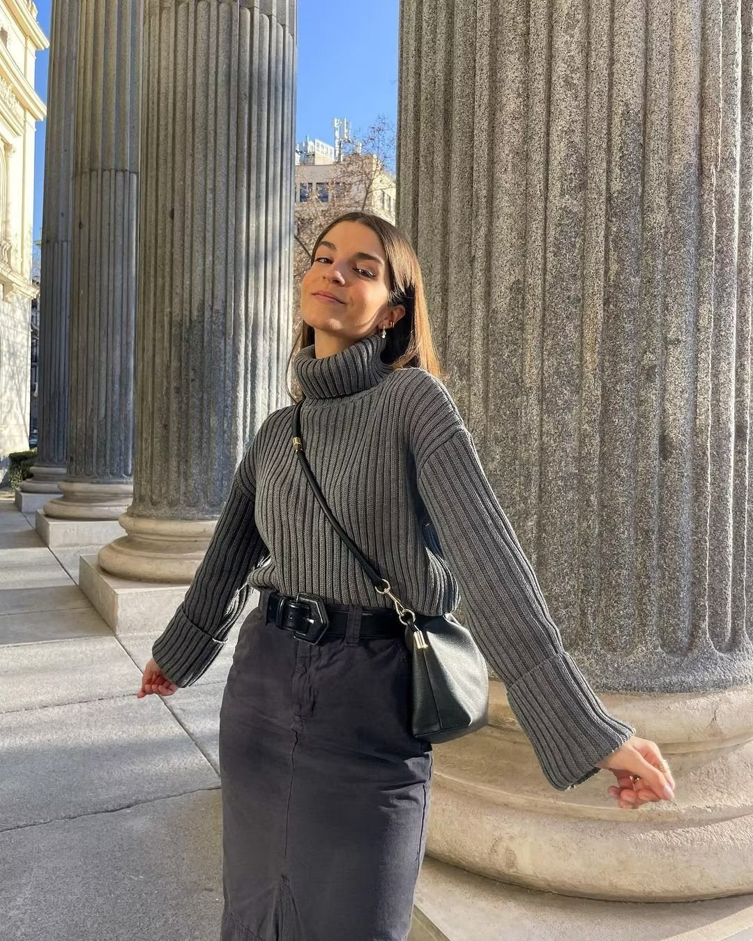 Elegant Cropped Turtleneck Sweater
