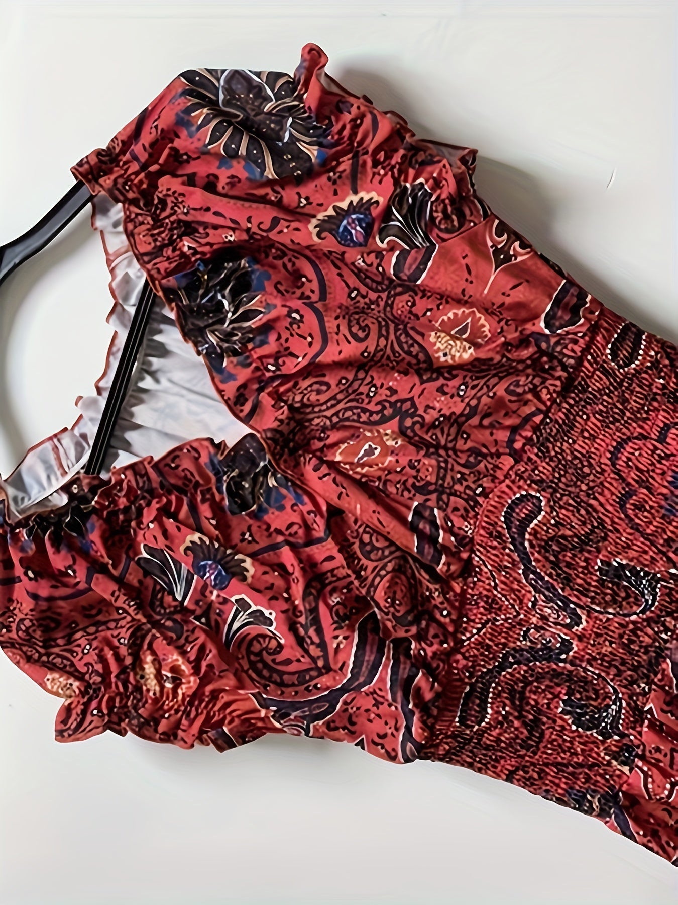Women's Maxi Dress - Bohemian Paisley Print - Smocked Waist - Tiered Flowing Skirt