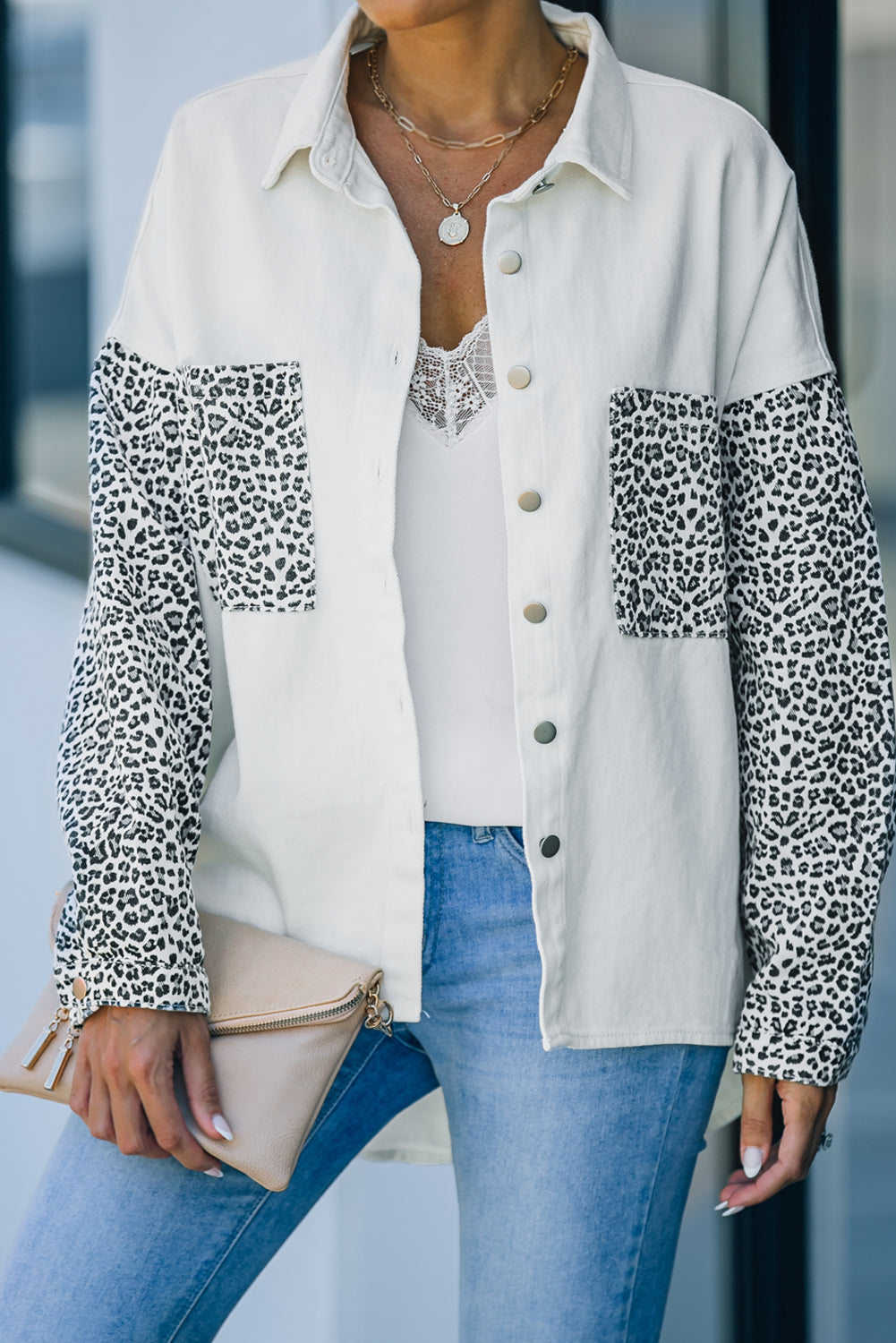 Women’s Shacket Jacket – Relaxed Fit – Leopard Print Detail – Button-Up Casual Layer