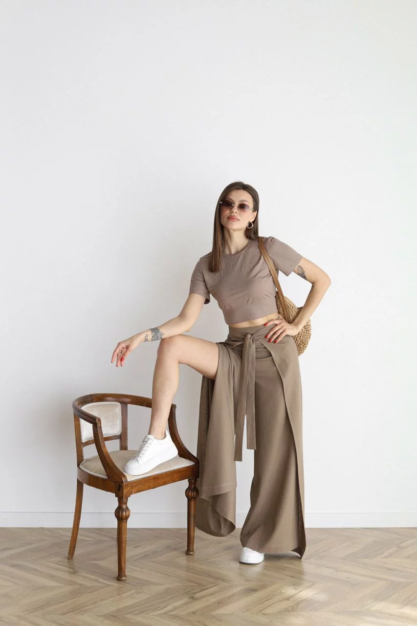 Women's high-waist tie-front wide-leg pants