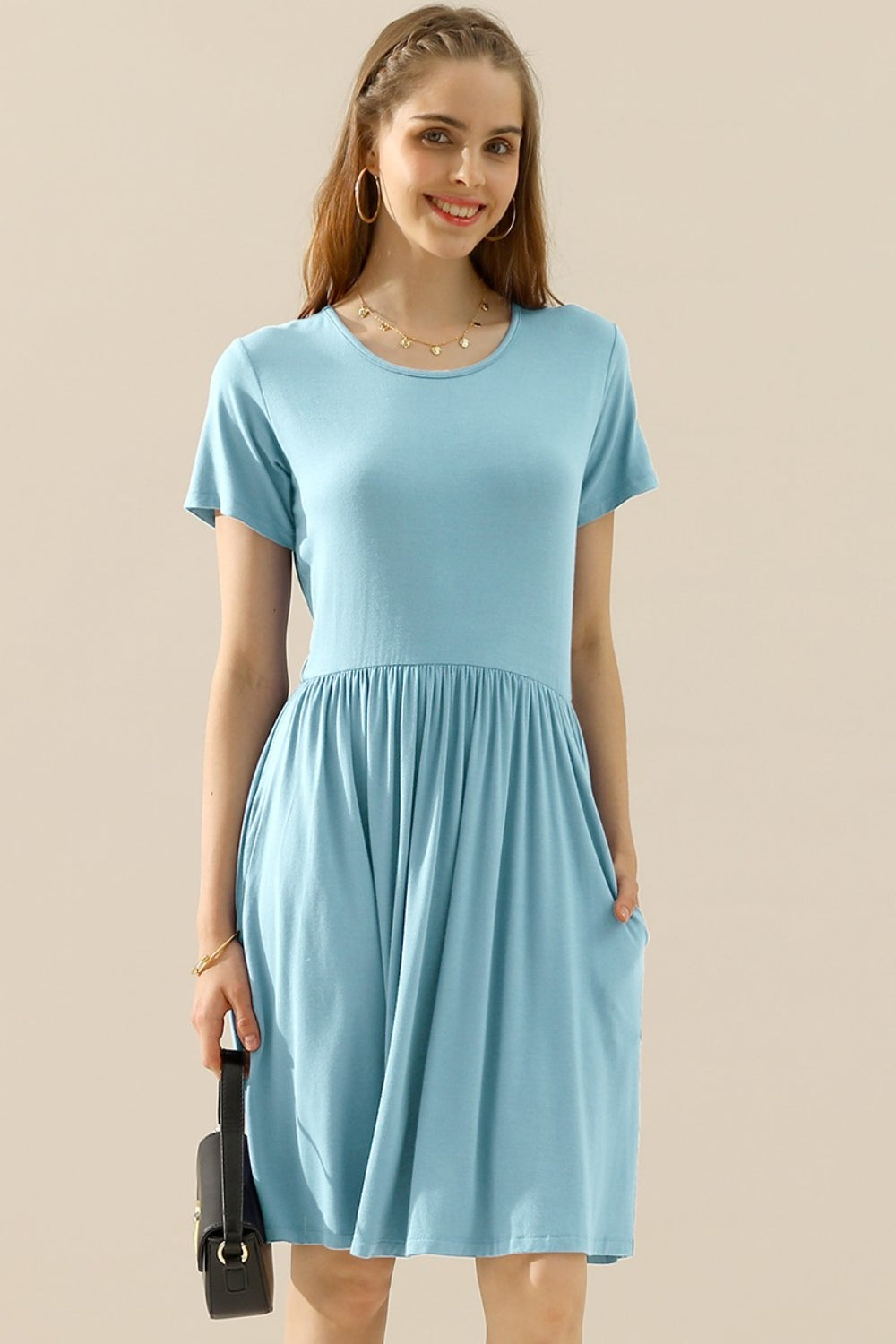 Women's Casual Dress - Round Neck - Short Sleeve - Knee-Length A-Line with Pockets