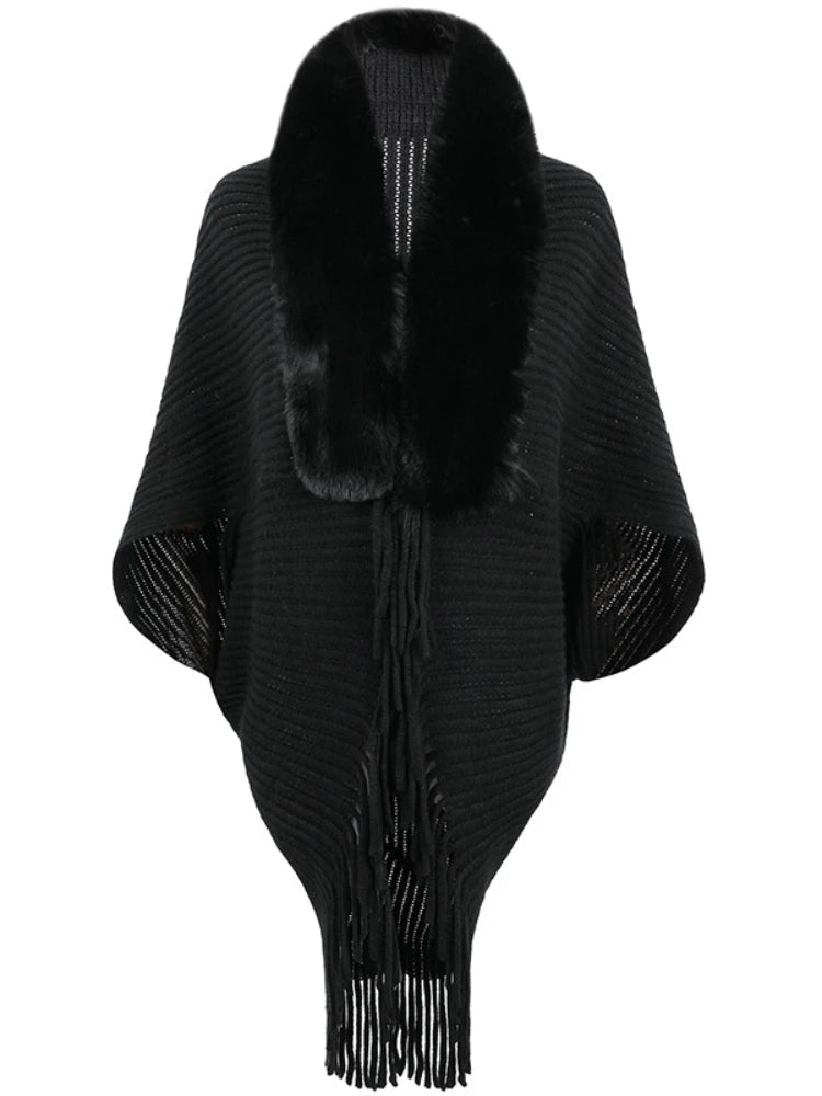 Women's knitted cape coat with fur collar