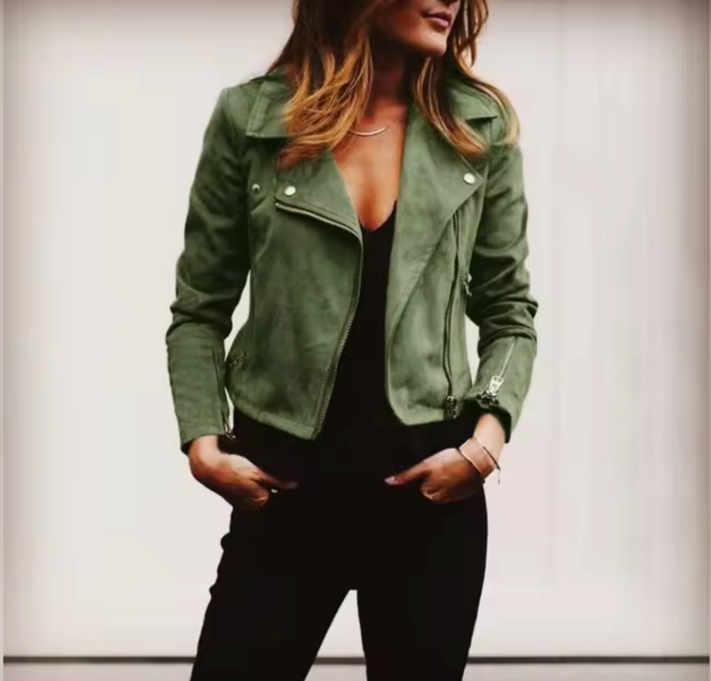 Women's cropped lapel top with diagonal zipper