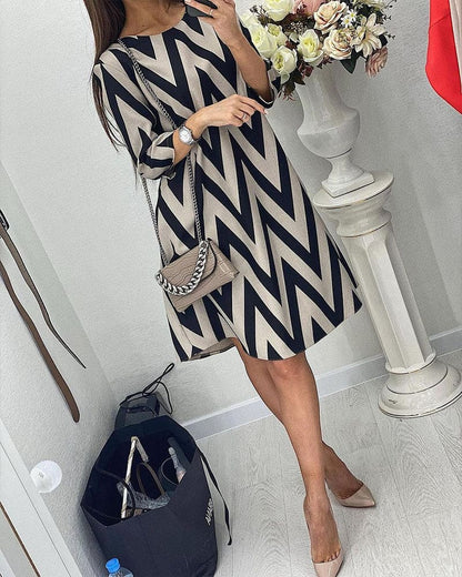 Women's A-Line Dress - Three-Quarter Sleeve - Round Neck - Bold Zigzag Pattern
