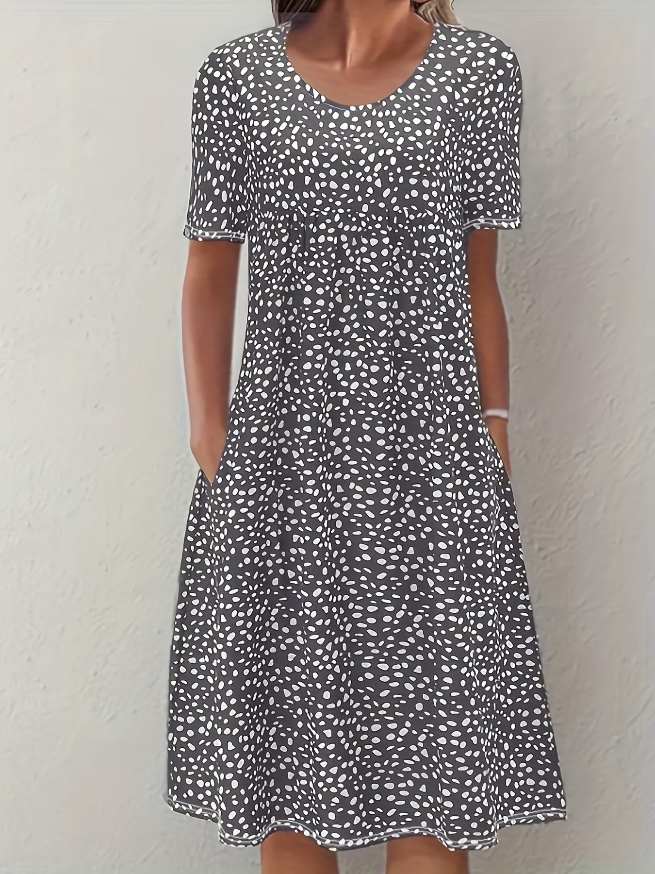 Relaxed A-Line Fit Knee-Length Dress