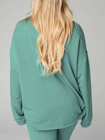 Women’s Loungewear Set - Relaxed Fit Sweatshirt & Distressed Jogger Pants - Casual Comfort