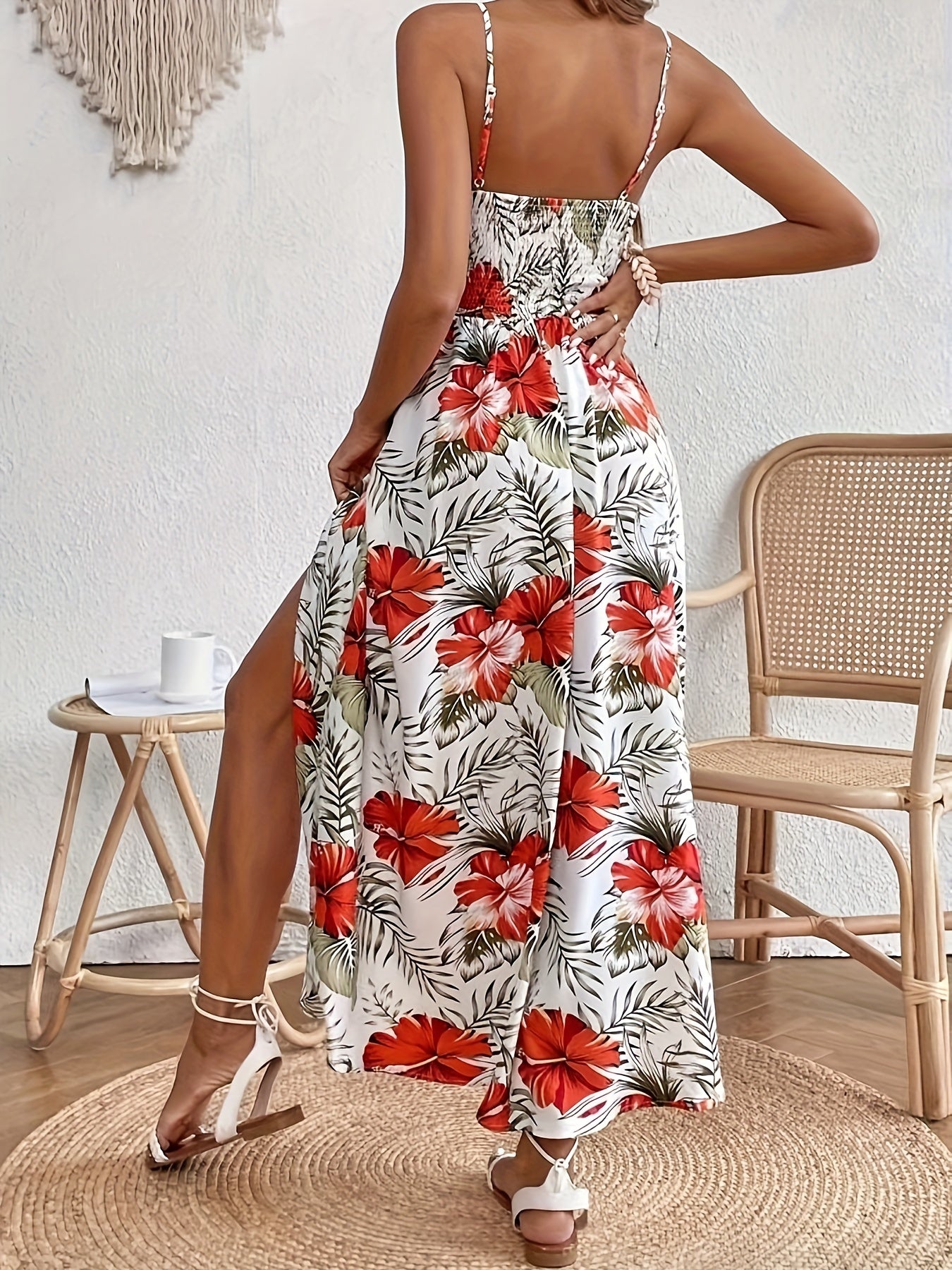 Floral print spaghetti strap dress with lace details for women