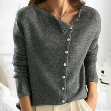 Elegant buttoned cardigan for women