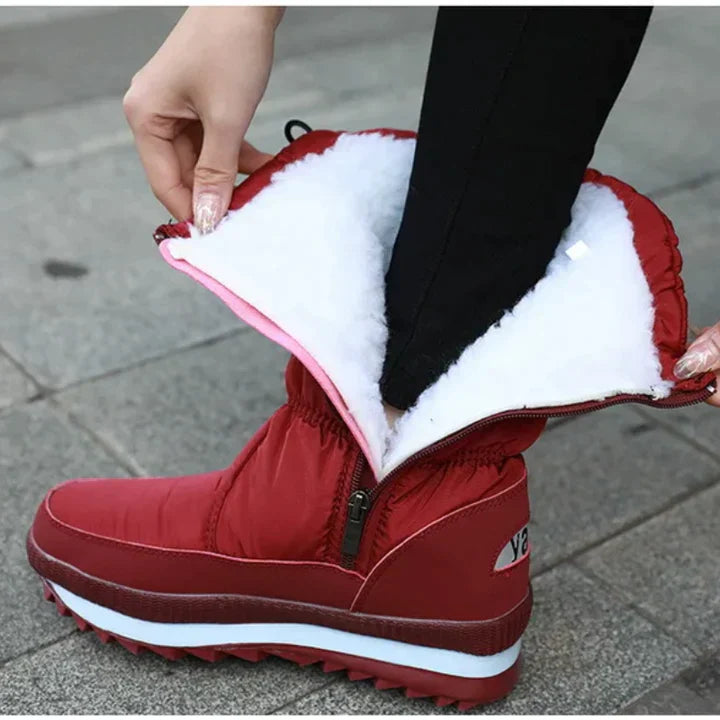 Waterproof fur-lined snow boots for women