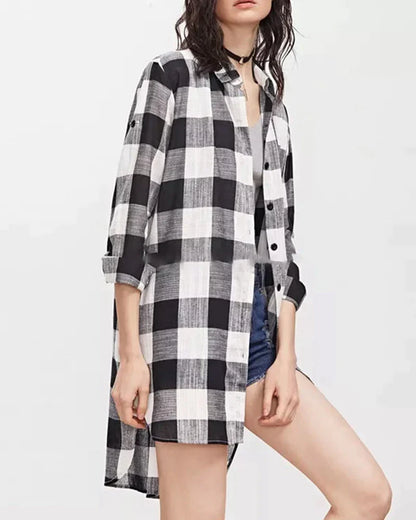 Women's Plaid Tunic Shirt - Oversized Fit - Button-Up Long Sleeve Casual Wear