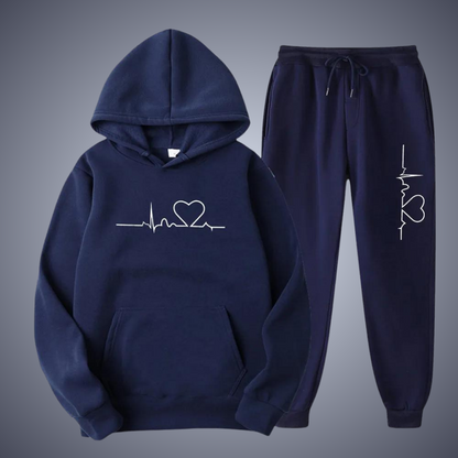 Women's heart print hoodie and drawstring sweatpants set