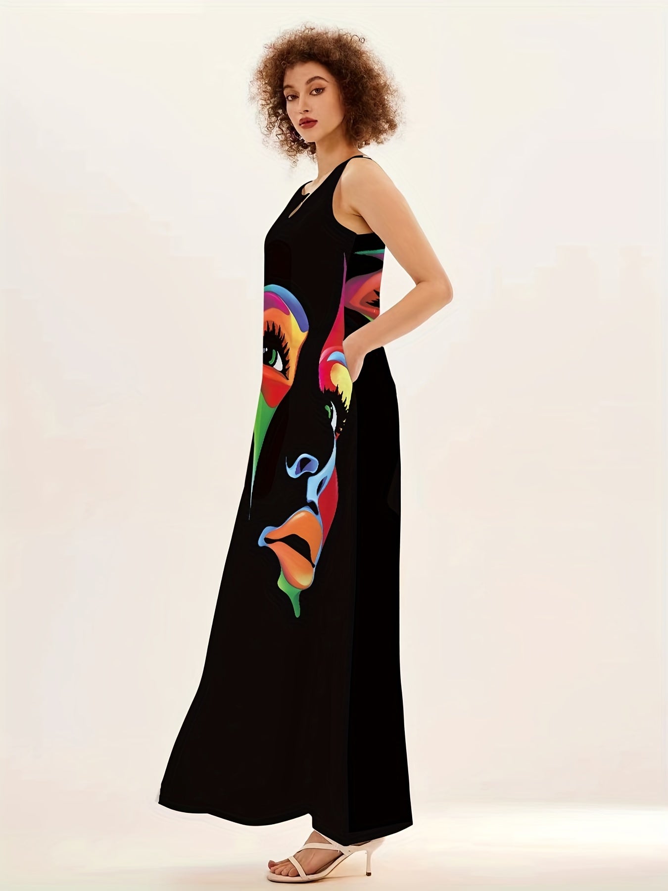 Women's Sleeveless Maxi Dress - Abstract Face Print - Flowing Relaxed Fit - V-Neck Elegant
