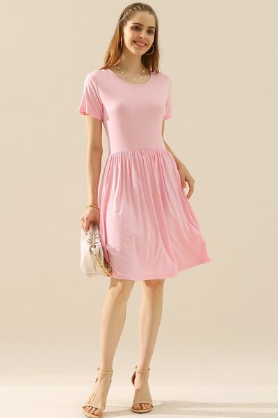 Women's Casual Dress - Round Neck - Short Sleeve - Knee-Length A-Line with Pockets