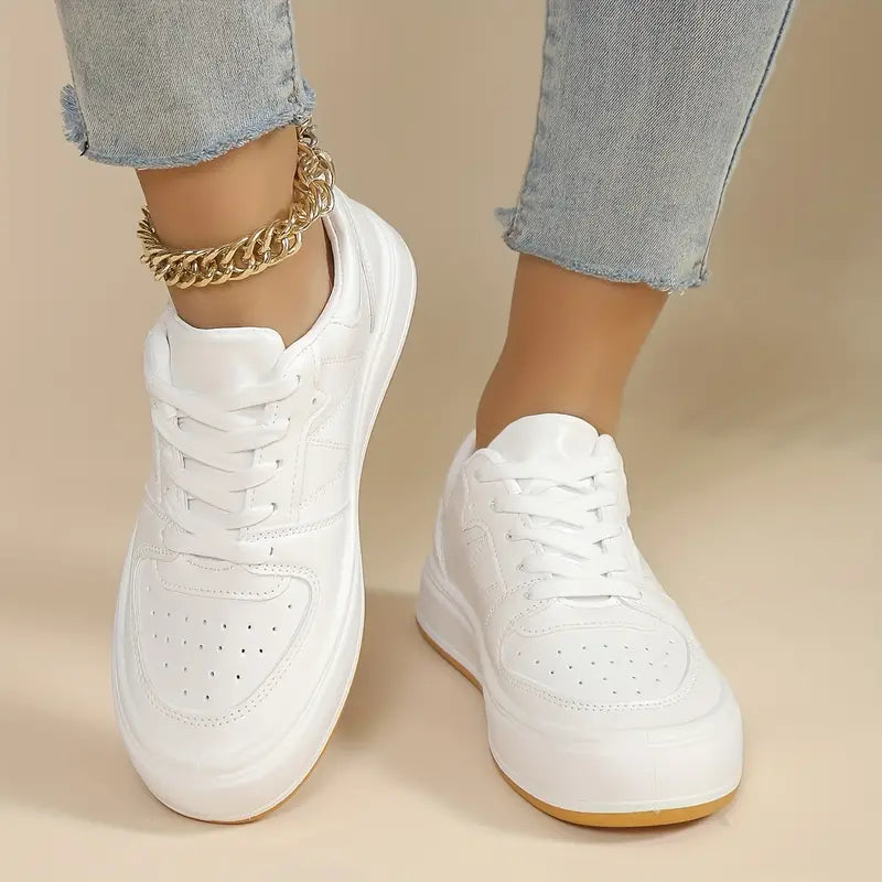 Chiara - fashionable sneakers for summer