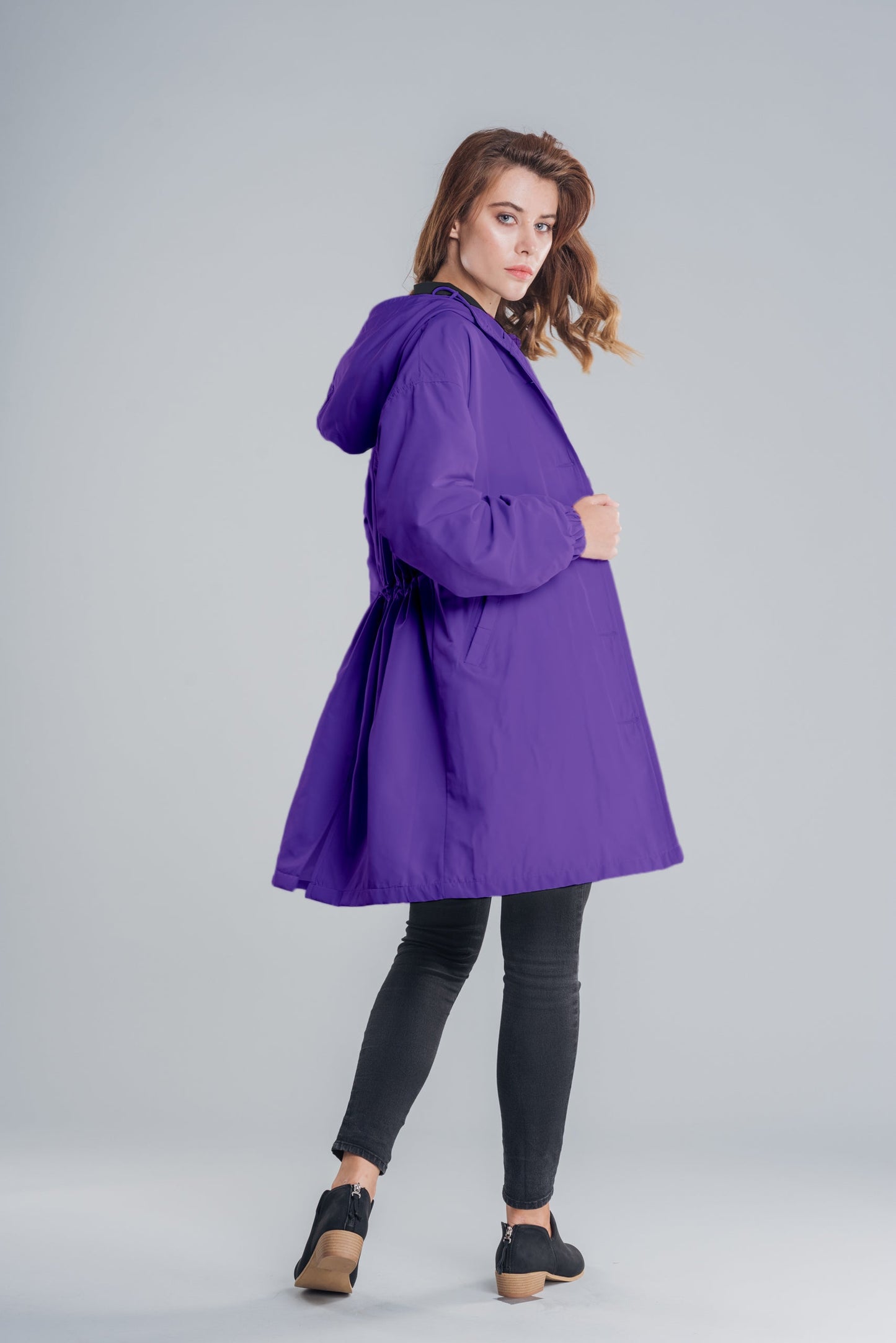 Women's plus size mid-length windbreaker jacket