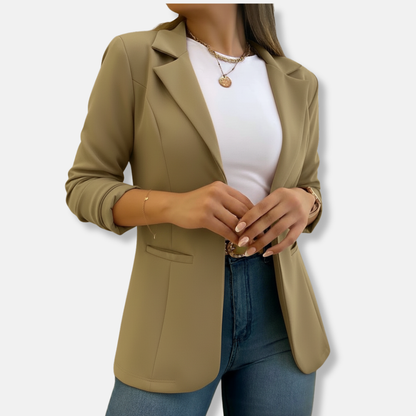 Women’s Blazer – Tailored Fit – Notched Lapel – Flap Pockets – 3/4 Sleeve – Hip Length