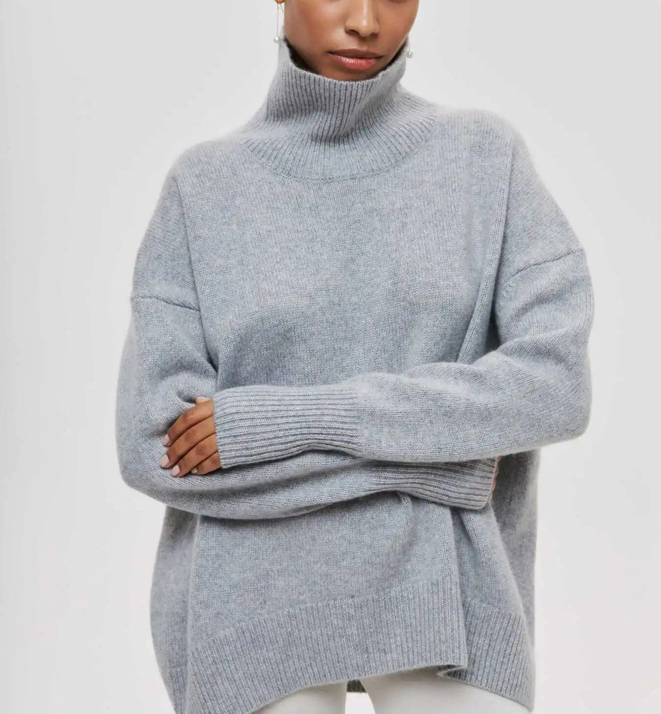 Women's knitted turtleneck