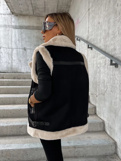 Women's sleeveless wool coat
