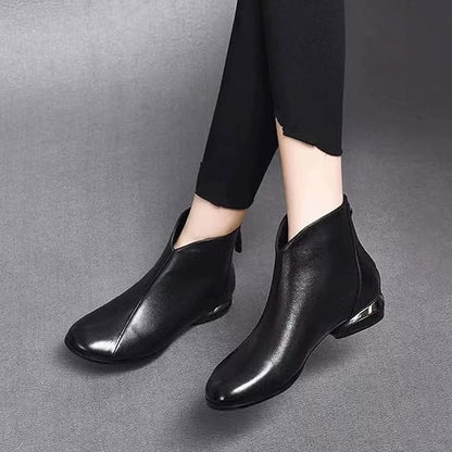 Women's winter leather boots with plush lining