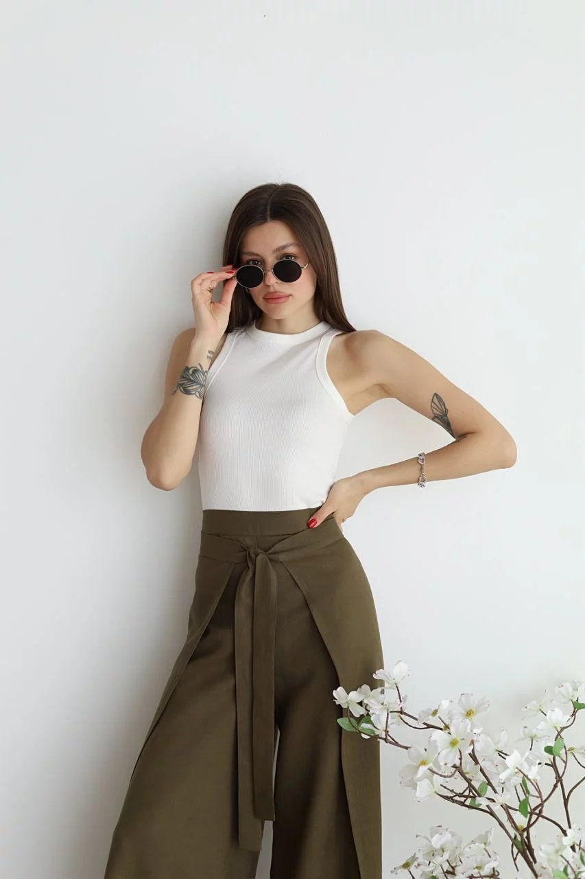 Women's high-waist tie-front wide-leg pants