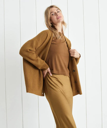 Women's thin knit button-down v-neck cardigan