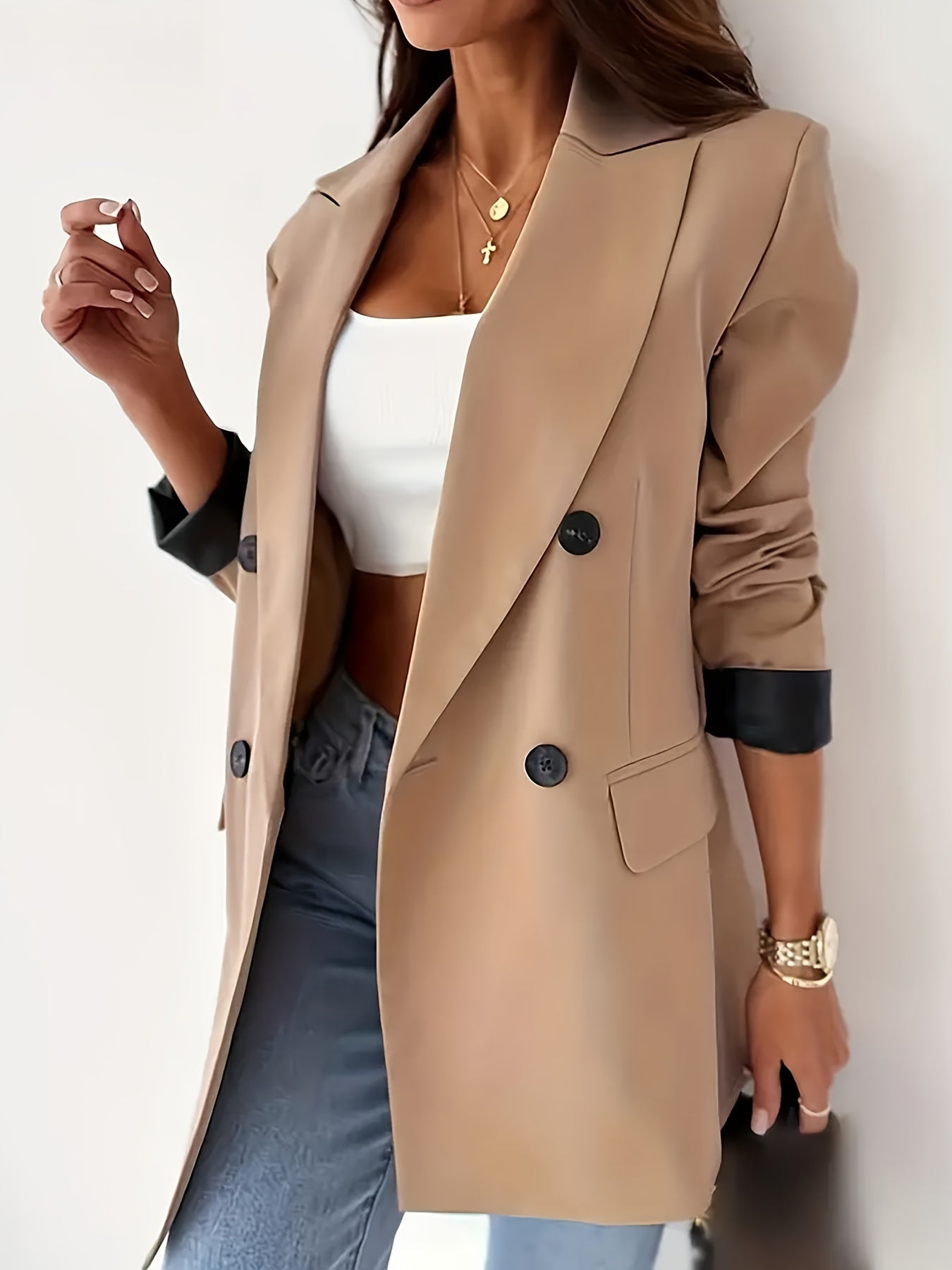 Women’s Blazer – Double-Breasted Tailored Fit – Notched Lapel – Long Sleeve – Structured