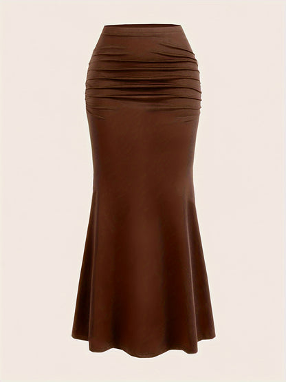 High-waisted ruched midi skirt with flared hem for women