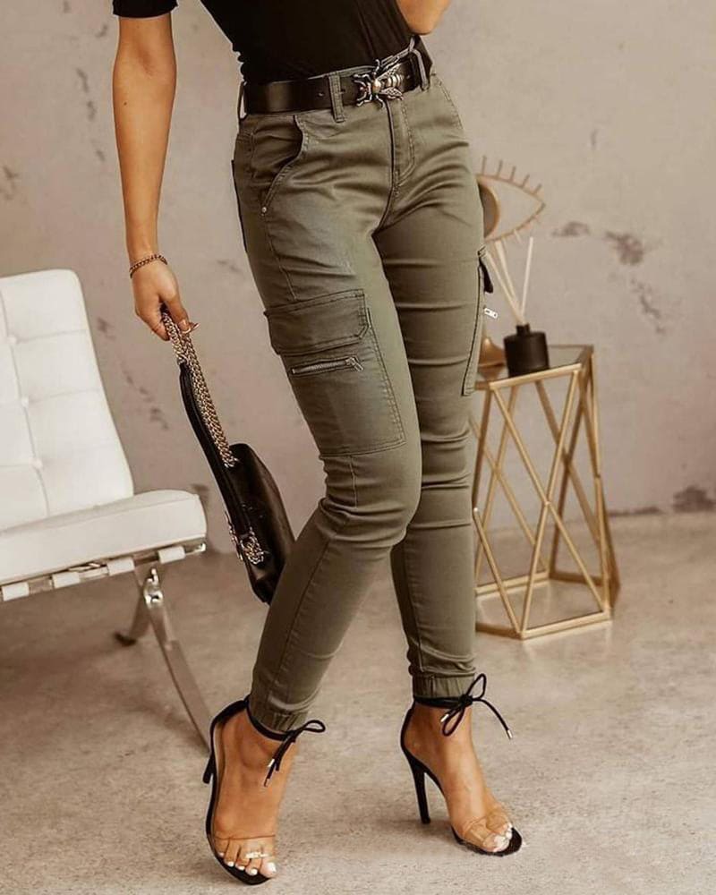 Women's  stylish mid-rise cargo pants