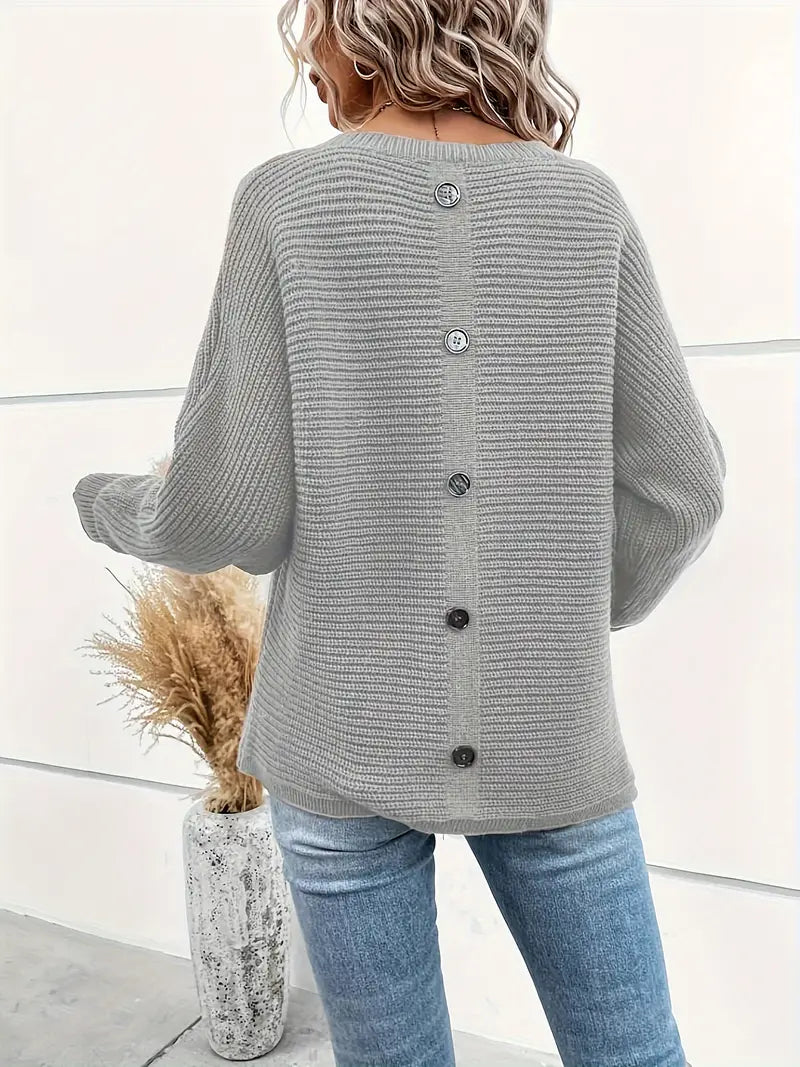 Women's elegant round neck sweater with batwing sleeves
