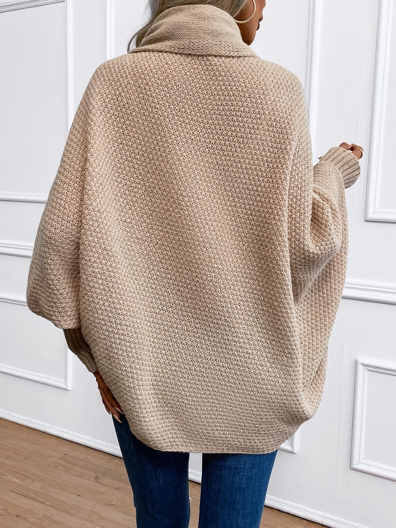 Solid color batwing sleeve knitted sweater for women