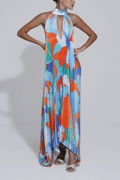 Women’s Maxi Dress - Halter Neck - Pleated Design - Keyhole Neckline - Elegant Fit