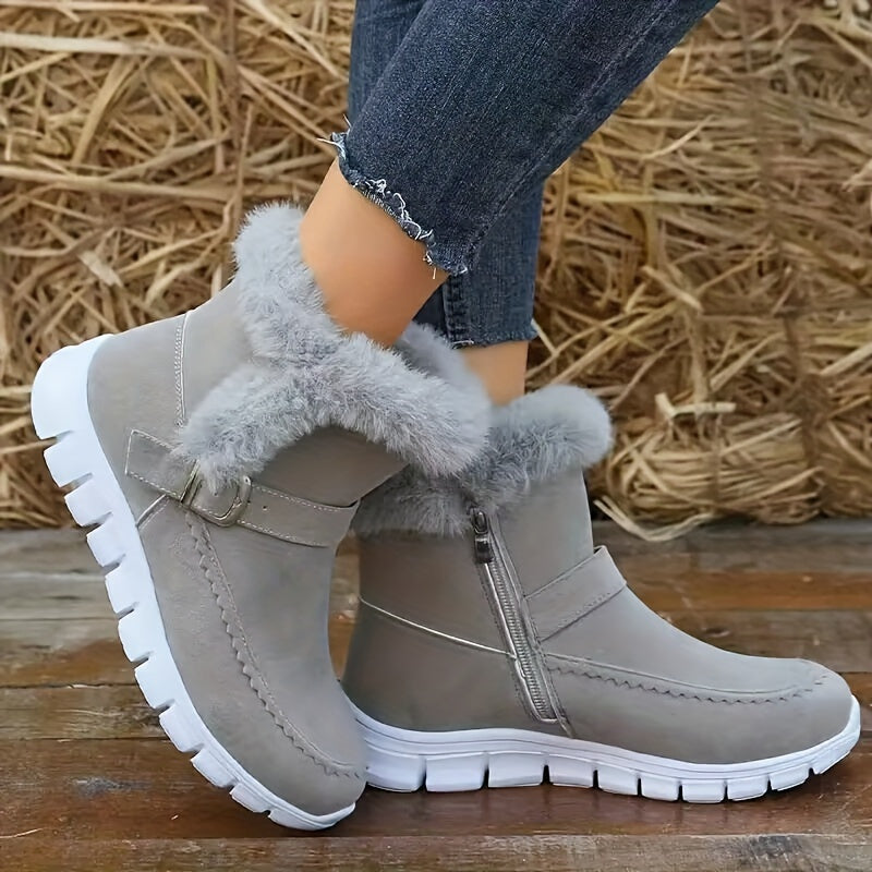 Women's snow boots with buckle and side zipper