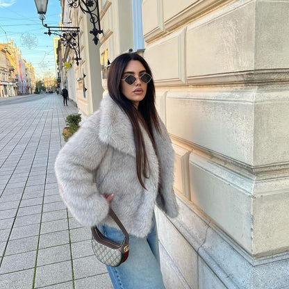Women's faux fur coat for fall winter