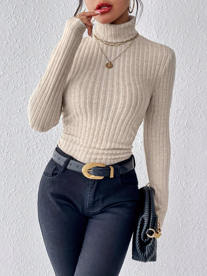 Ribbed turtleneck long-sleeve top with fitted silhouette for women
