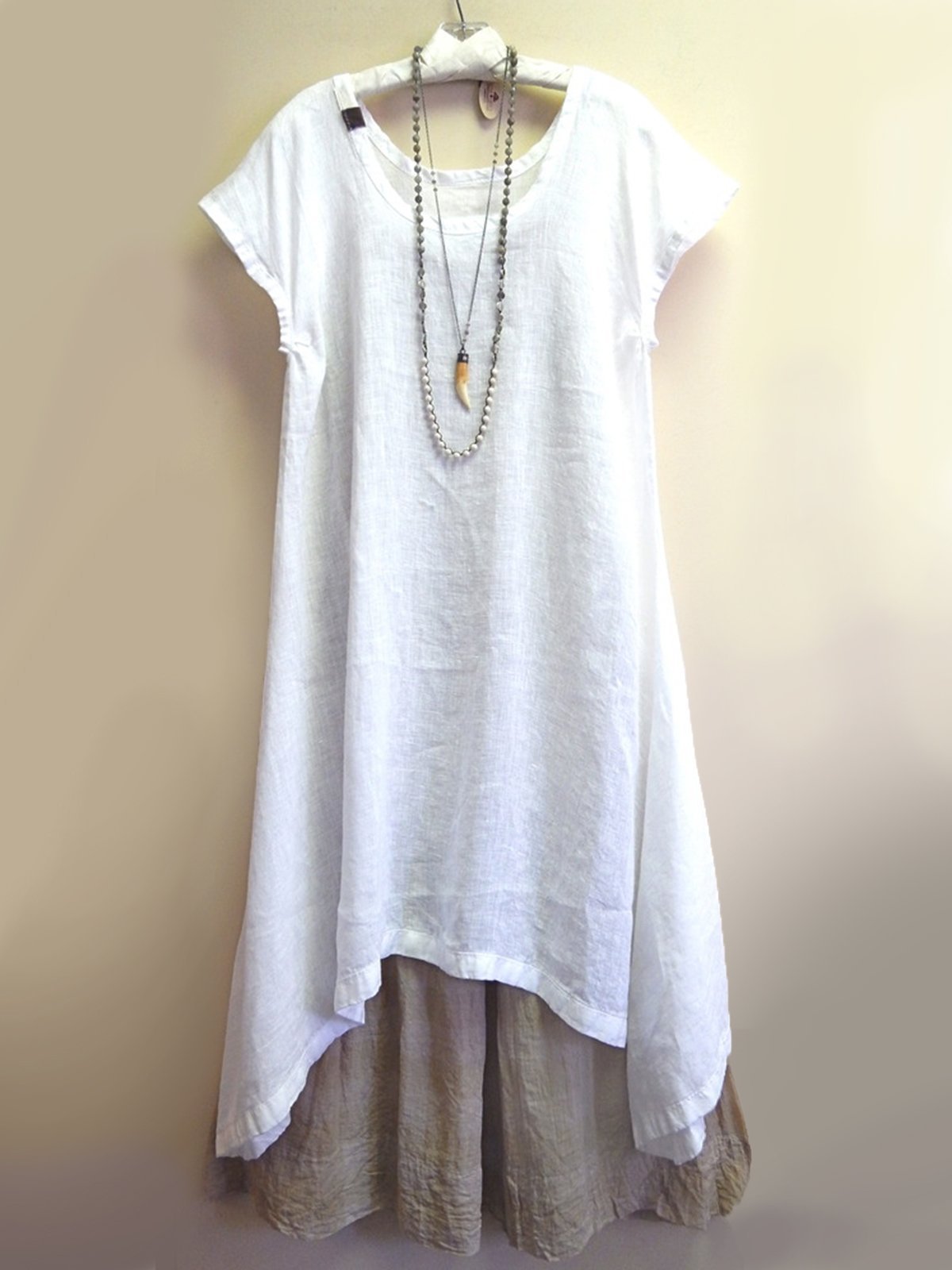 Women's Dress - Loose Fit - Short Sleeve - Round Neck - Layered Asymmetrical Hem - Flowy Boho Style