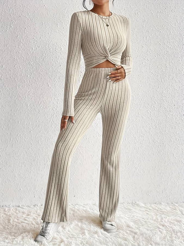 Chic ribbed winter set for women