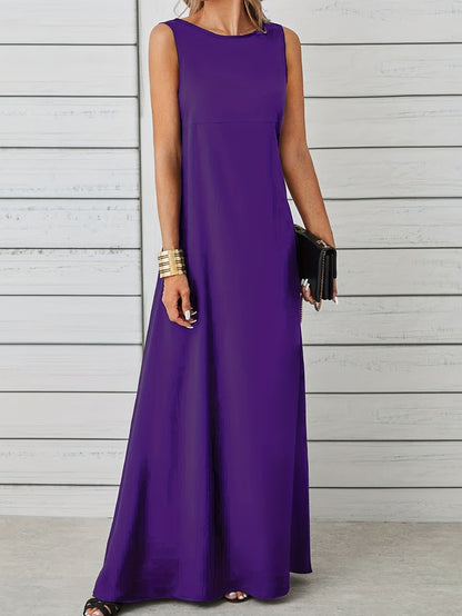 Sleeveless crew neck solid color maxi dress for women