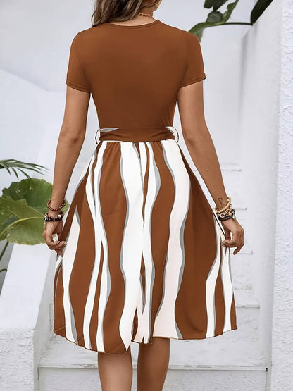 Women's Dress - Short Sleeve Crew Neck - A-Line Knee Length - Waist Tie Striped Pattern