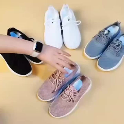 Women's breathable soft sole running shoes