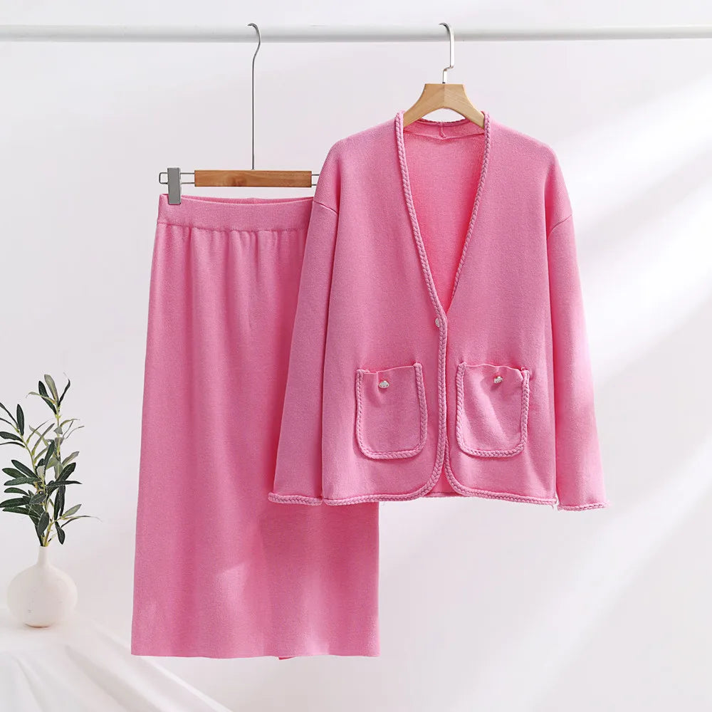 Reva - elegant leisure set with vest and belted skirt